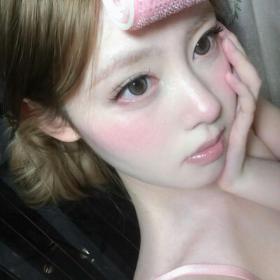 女头