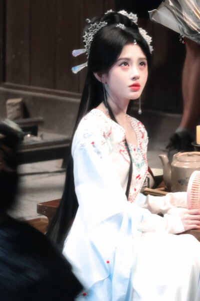 鞠婧祎来战