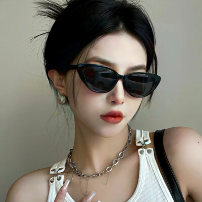 女头