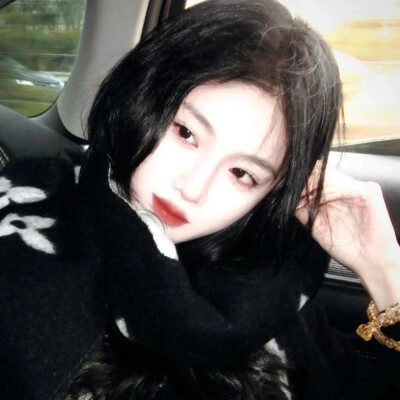 女头