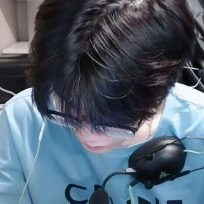 钟鸿森是我哥哥吧