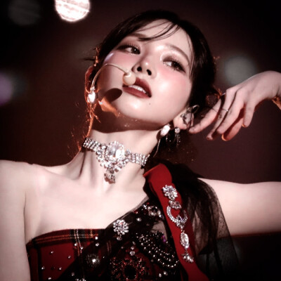 夜火”Colore notte染上银色发尾**Self imprisonment...