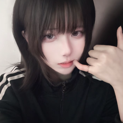 阿迪女