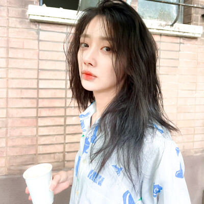 王影璐