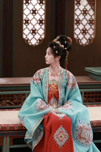 田曦薇