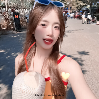 胡馨尹