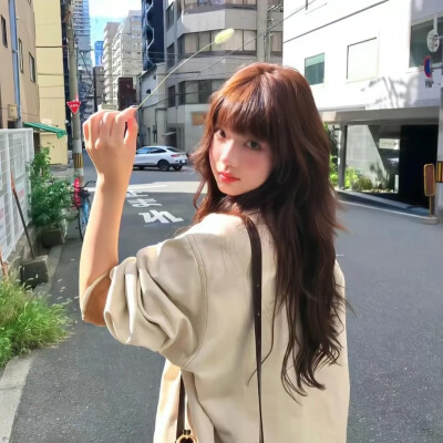 女头