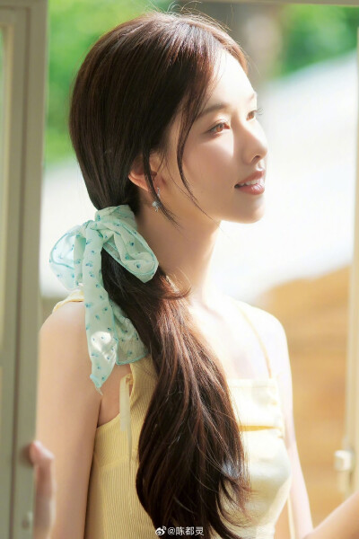 陈都灵