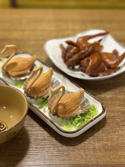 我的粤菜食堂又出了个精点～超好次的榴莲酥酥