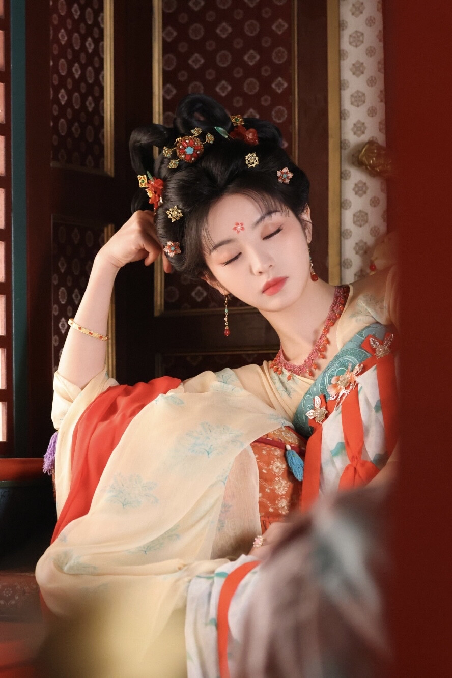 田曦薇
