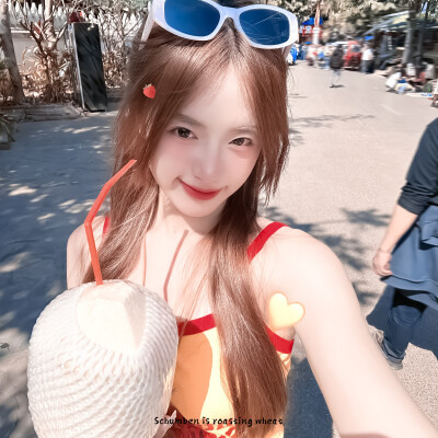 胡馨尹