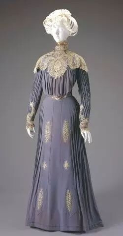 Day dress, Ca. 1900