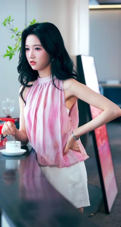 岳雨婷