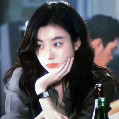 Liu Si Yao
整体还行 但长得不好看
防