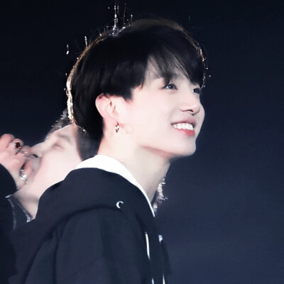 少年没有乌托邦，心向远方自明朗。