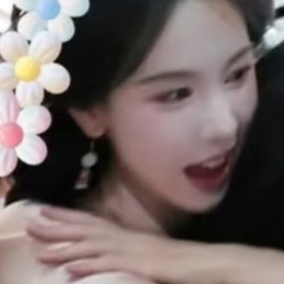 呀！！！！