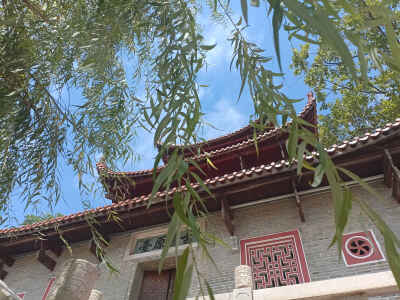 吉安风光欣赏：蓝天白云下的古青原台