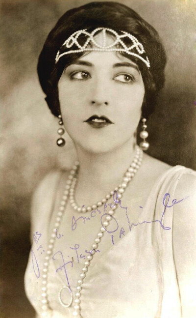 Gloria Swanson