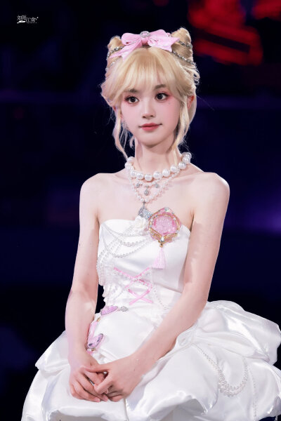 田曦薇
