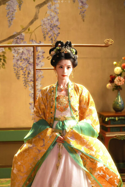 田曦薇 武祯