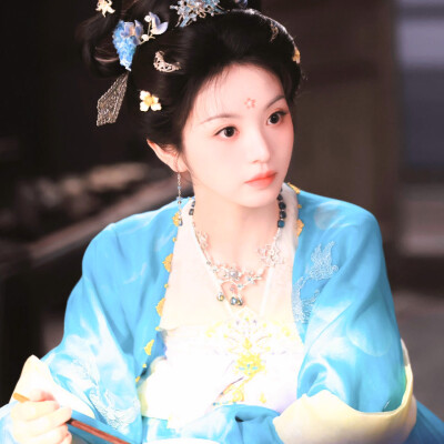 都来看子夜归～！