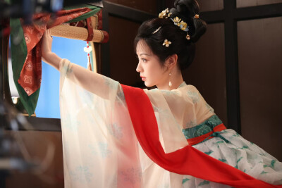 田曦薇