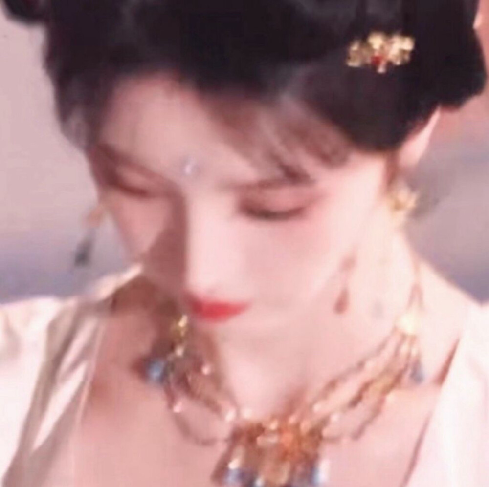 这个女孩才看完小说来截，依旧都调了食用请收单哦