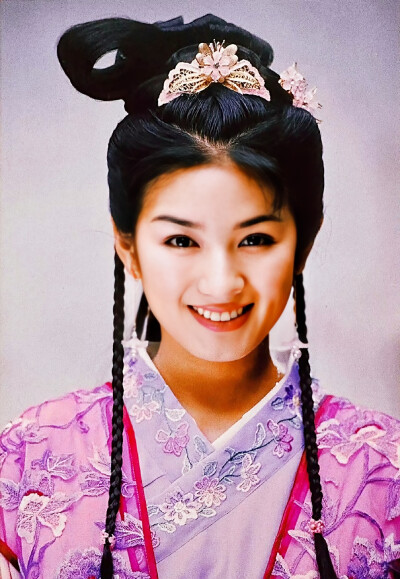 黄奕