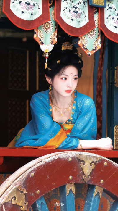 田曦薇 武祯