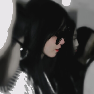 吾在之时，首页之糖吾必全挽。吾走之时，只有无尽膜拜本尊之声。吾要成为整个堆糖最为脸熟之人！