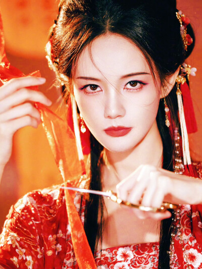 李一桐