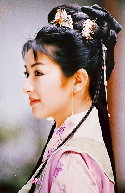黄奕