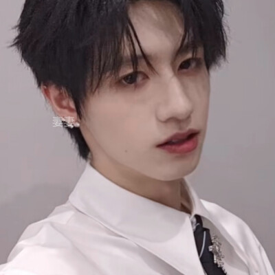 朱志鑫