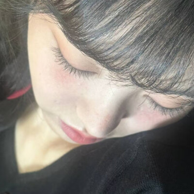 小猫睡觉就是这样的吗