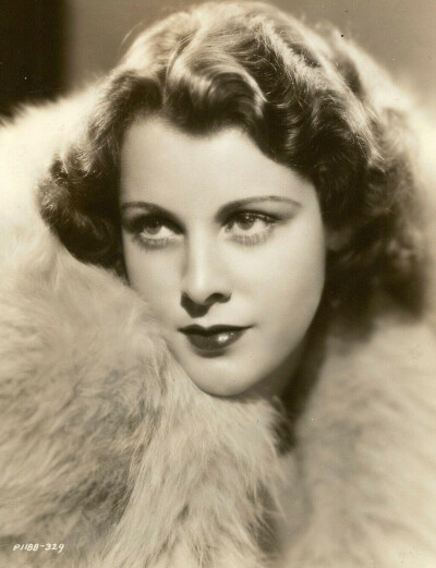 Frances Dee