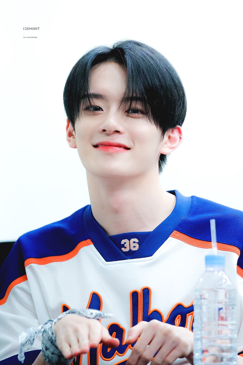 125minit
给我们冈旻投投票吧哥哥姐姐们