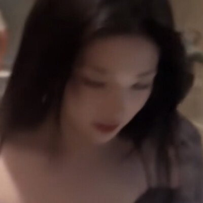 天才女鬼塑