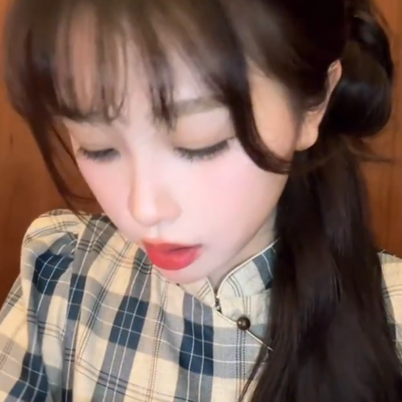 还是一组诡秘头像