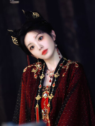 田曦薇 武祯