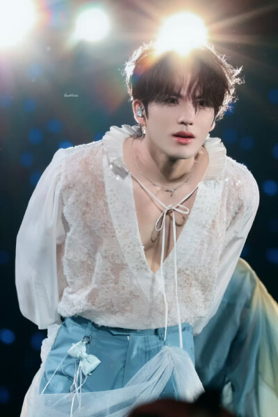 cr.Nuvoloso
歪歪