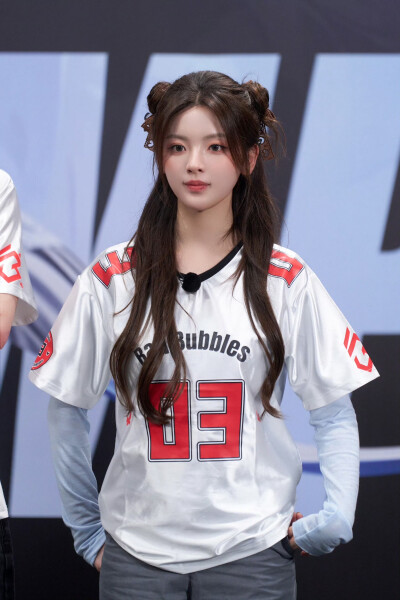 杨超越