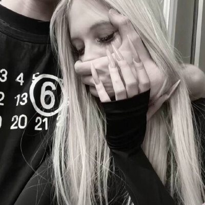 ᅟᅠ 