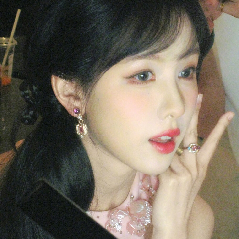 陈都灵
