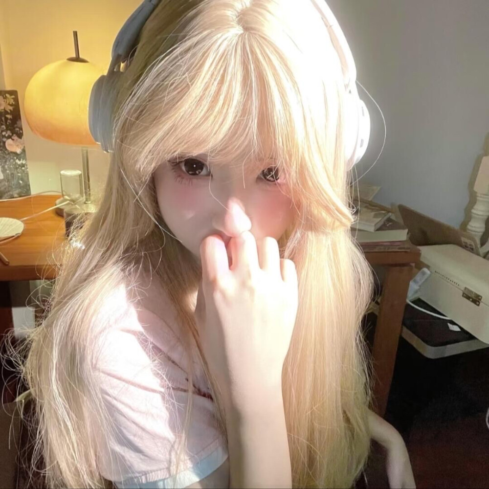 女头