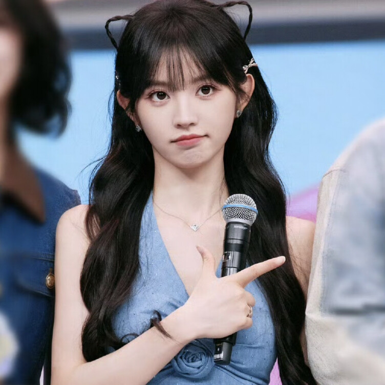 田曦薇套图可二改 改注 看简介