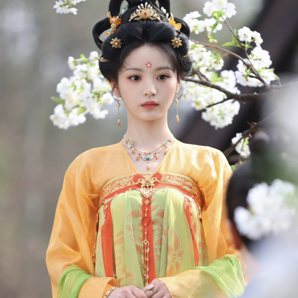 田曦薇套图可二改 改注 看简介