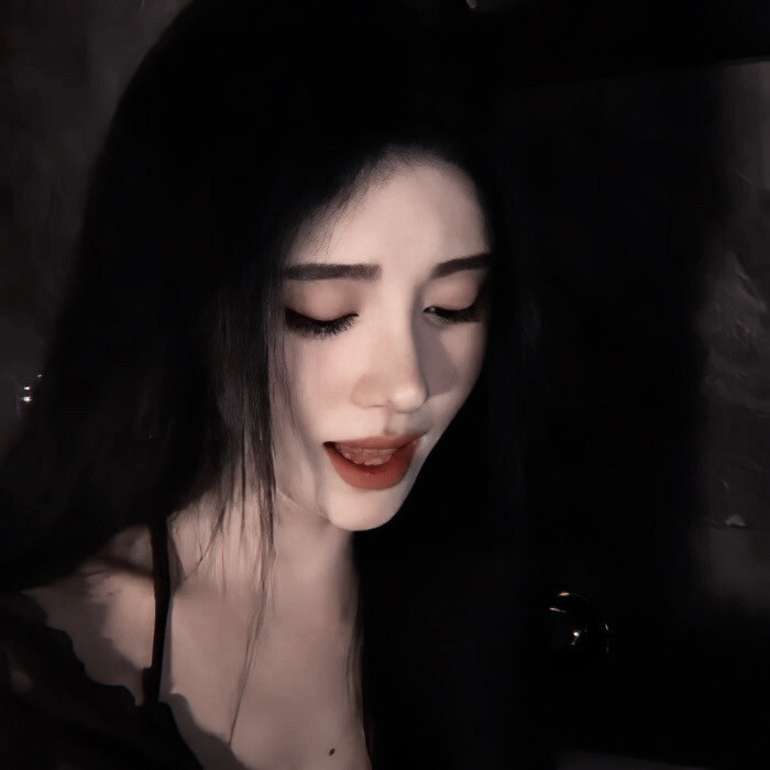 月光下转身 那就是你
鞠婧祎
起司名札