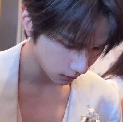深v坏男孩