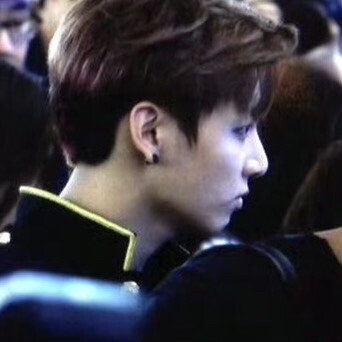 正当我睁开一双眼踏入这个世界