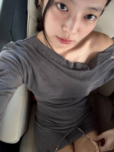 妮